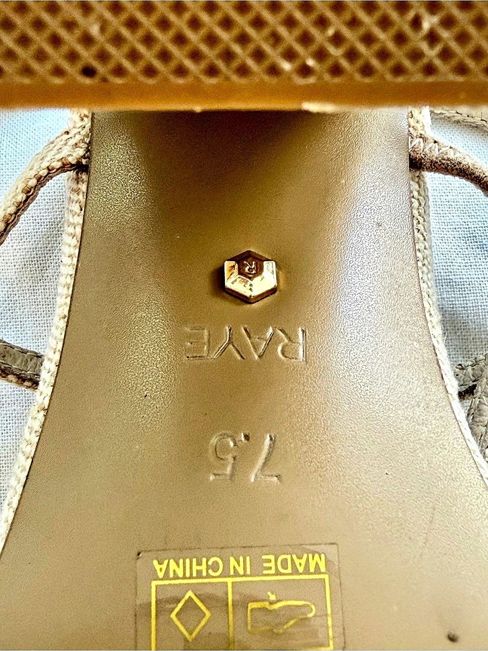 Raye Limone Heel - Picture 7 of 8